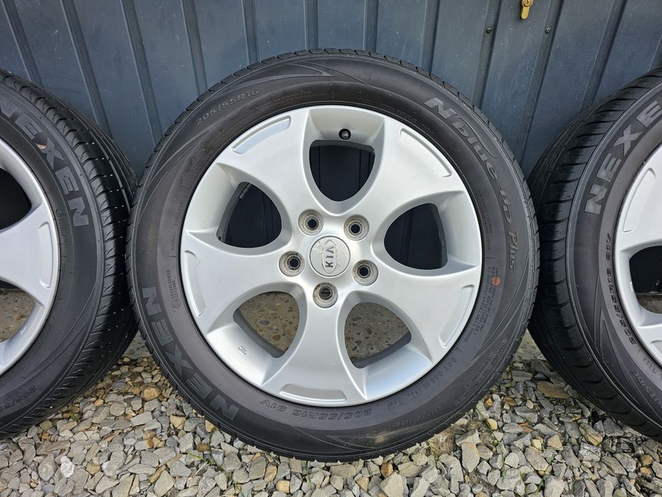 Alufelgi Kia 16" 5x114,3 Ceed Venga Soul Stonic z Oponami
