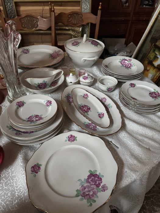 Продаются сервизы