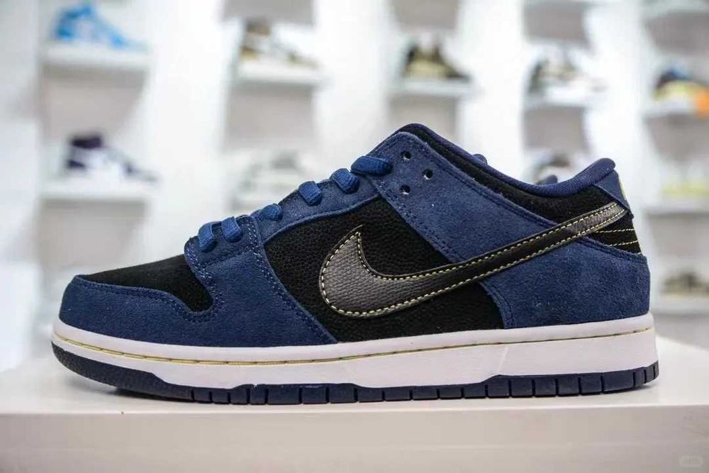 Nike_Dunk_SB_Granatowy_R. 44
