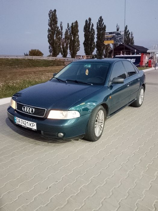 Продам автомобіль Ауді А4 б5