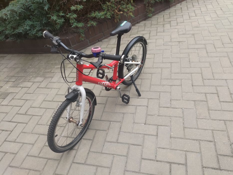 Woom 4, błotniki, nóżka