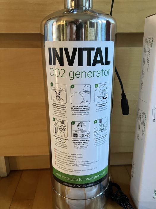 Butla Invital Co2