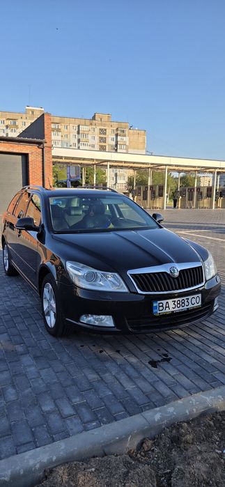 Skoda Octavia 2011 VIN TMBGT61Z7B8035516 фото оголошення 2 з 8