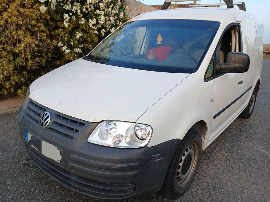 Vendo Vw caddy com AC