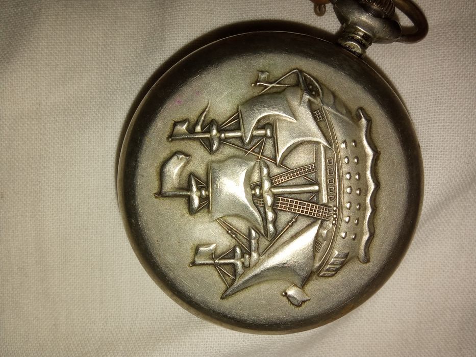 Старинные кулон часы