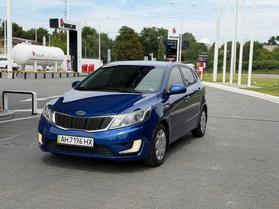 Продам KIA RIO 2012 1.6 Автомат