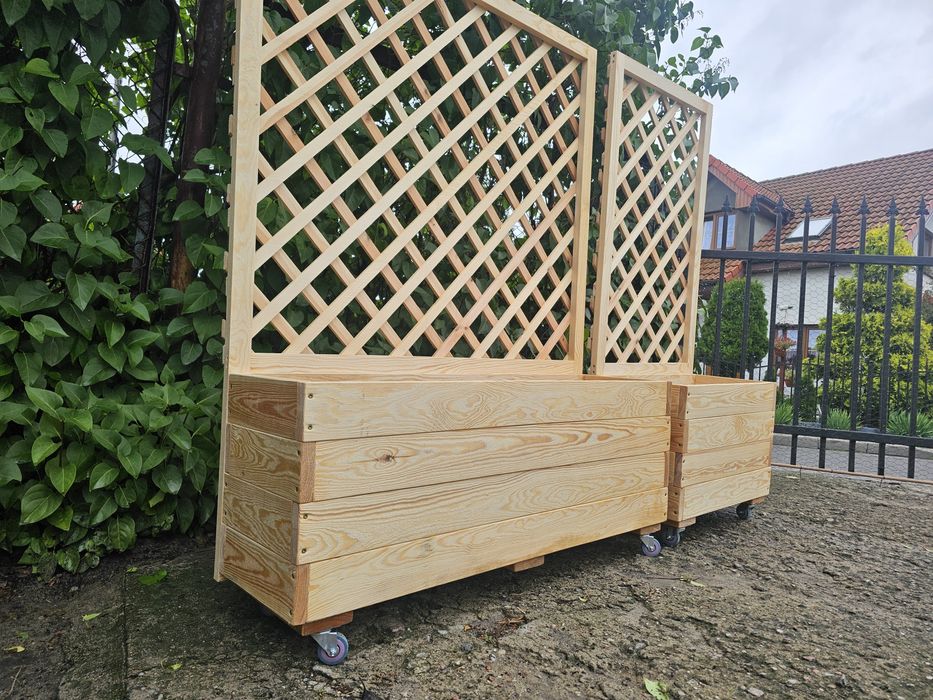 Donice ogrodowe z pergolą