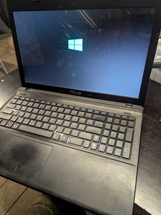 Продам ноутбук ASUS x55a