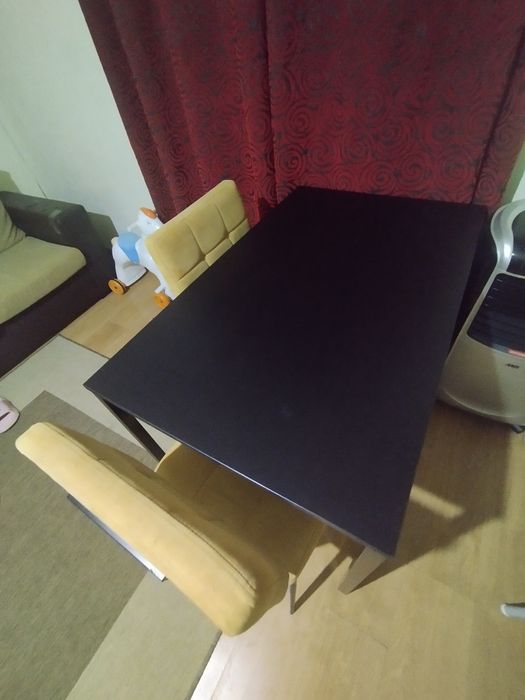 Mesa em perfeito estado