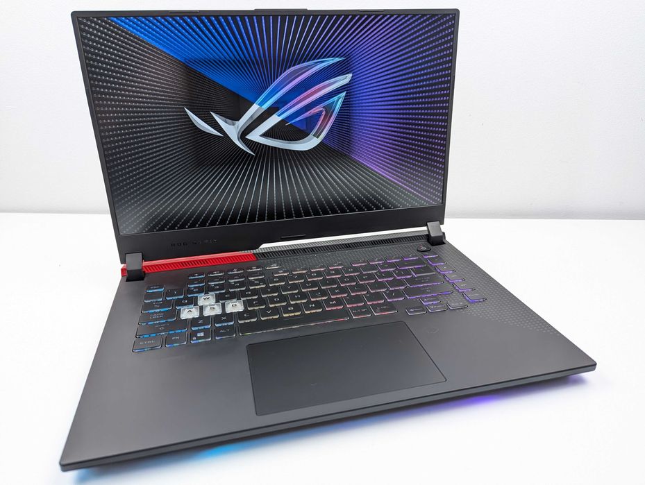 LAPTOP GAMINGOWY Asus ROG Strix RTX 3050 Ryzen 7 4800H 144hz