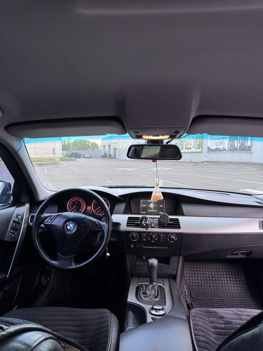 Продам Е60 АВТОМАТ
