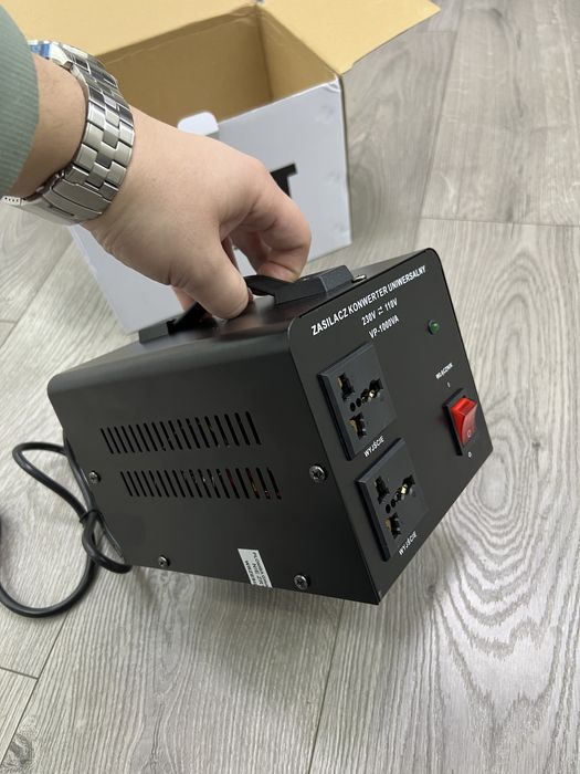 Перетворювач   Преоброзователь  230В = 110В ВИХІД   1000w 1 кВ