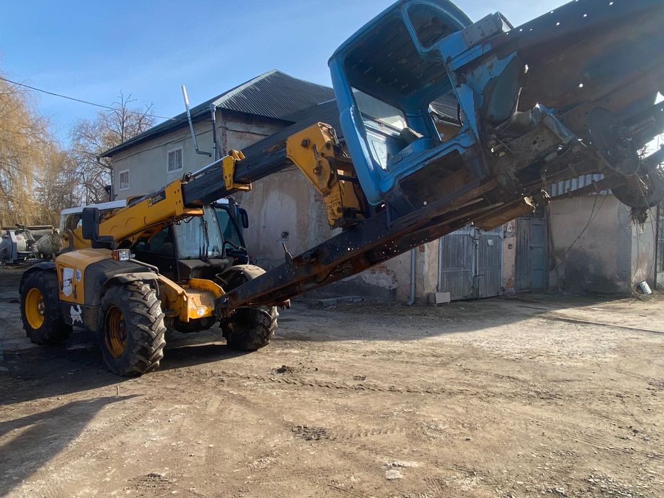 Оренда телескопічного навантажувача