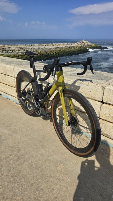 Scott Addict  Gravel Tuned  + Acessórios