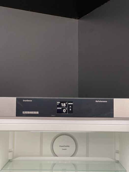 Топовий Однокамерний Холодильник Liebherr KBef4310 BioFresh PowerCooling NoFrost.