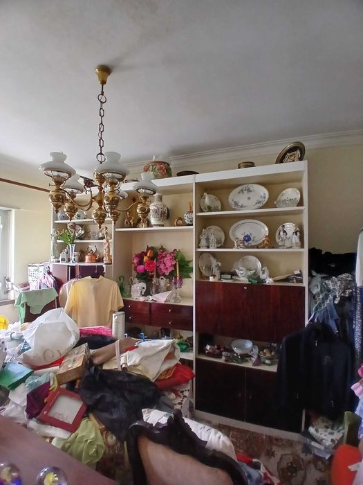 Vendo Recheio de Casa ´MAS TEM DE LEVAR TUDO´