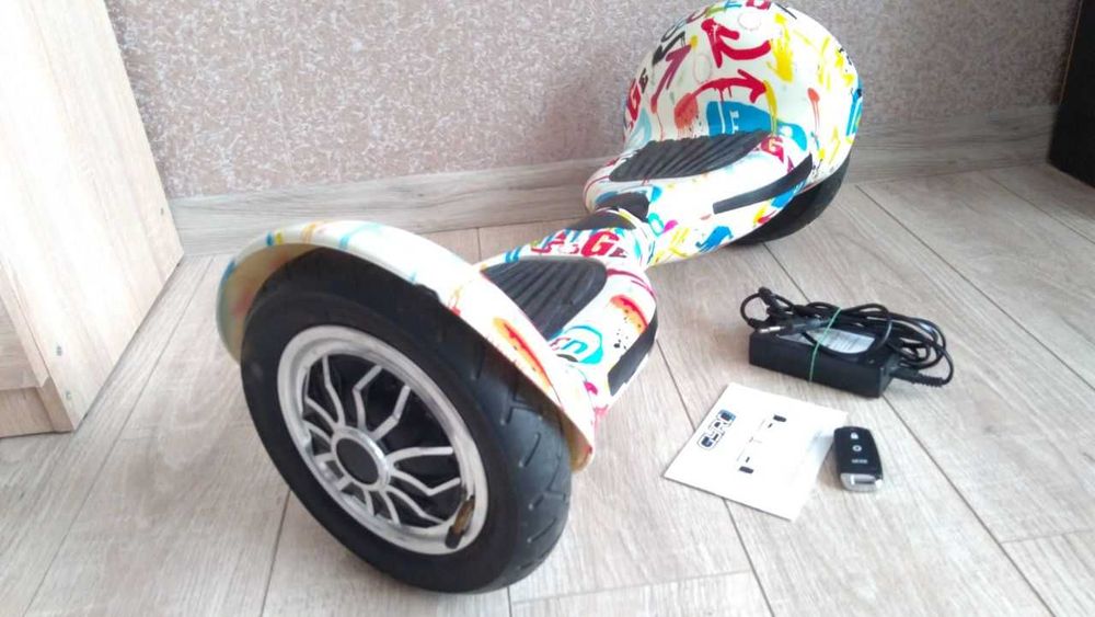 Гіроскутер GYRO - з інструкцією, має Bluetooth і LED-підсвітку.