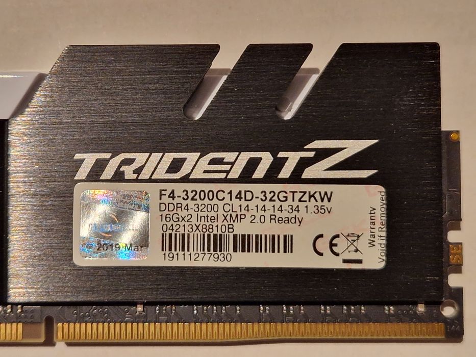 G.SKILL TridentZ DDR4 32GB 3200MHz CL14