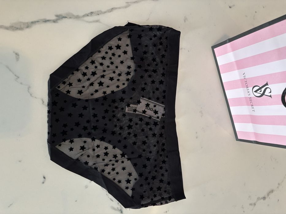 Czarne koronkowe figi PINK Victorias Secret S/36
