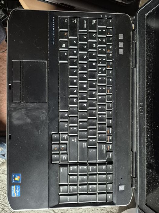 Laptop Dell Latitude 5530 i5