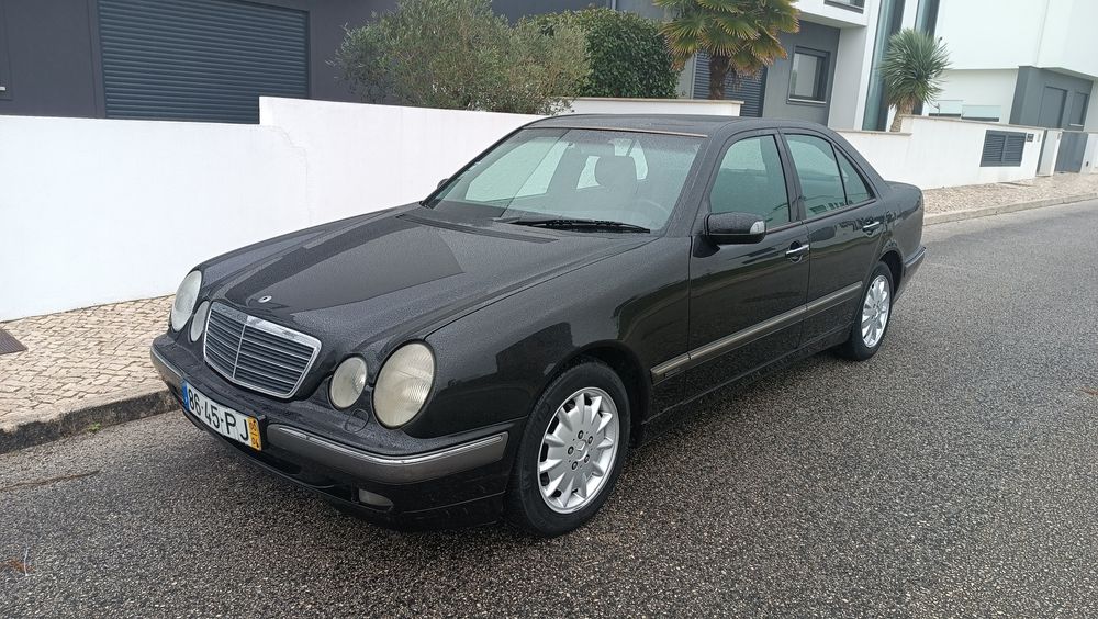Mercedes-Benz E220cdi Manual W210 Nacional