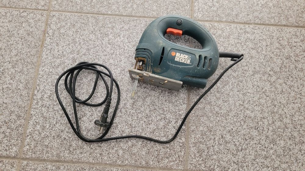 Serra tico-tico Black & Decker
