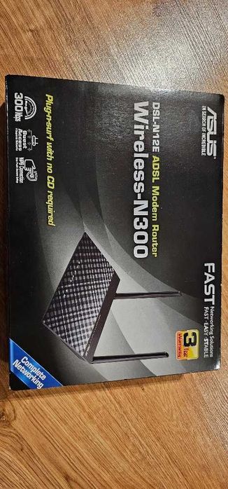 Router ASUS DSL-N12E