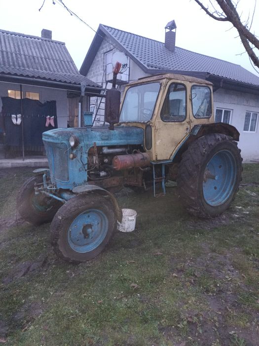 Продам трактор ЮМЗ на ходу