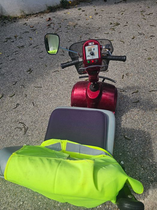 Scooter mobilidade reduzida