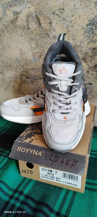 Кросівки Royyna (BONA) 40р.