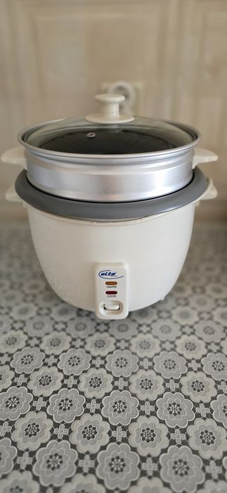 Panela de Arroz mto boa. Em ótimo estado.