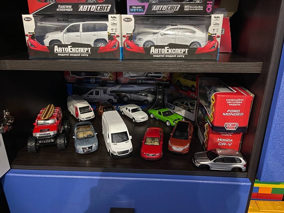 Машинки модельки 1.24 Welly maisto 1.18 колекційні