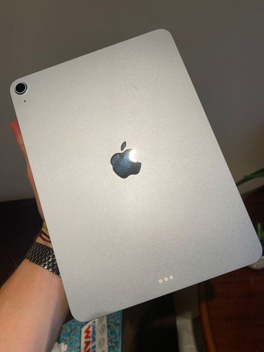 iPad Air 11″ M3 256 GB Azul + Magic Keyboard Original PT