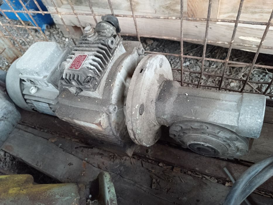 motoreduktor płynna bezstopniowa regulacja 1,1kW