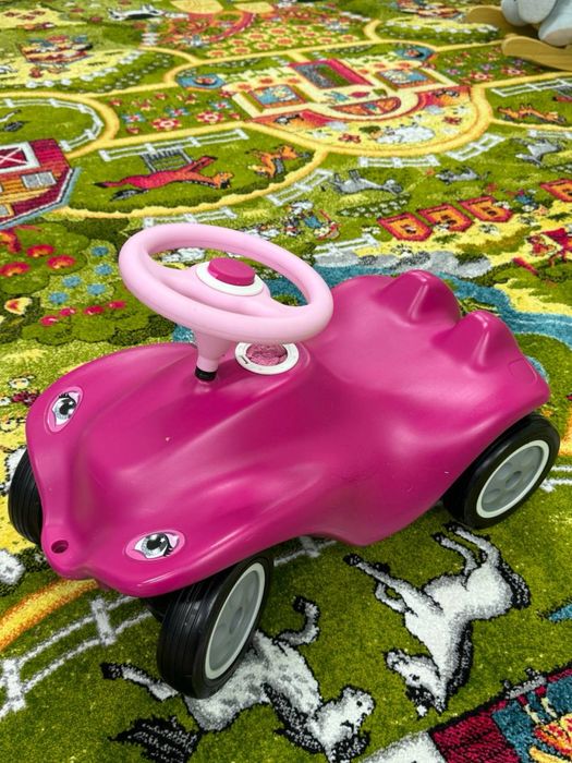 Машинка-каталка BIG Bobby Ca