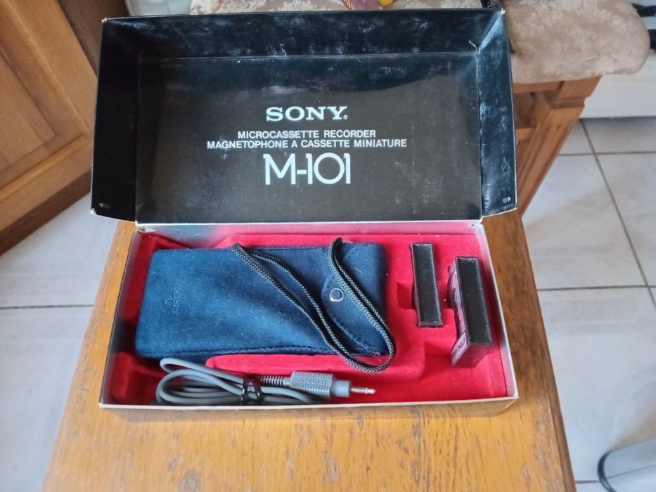 Диктофон Sony M-101