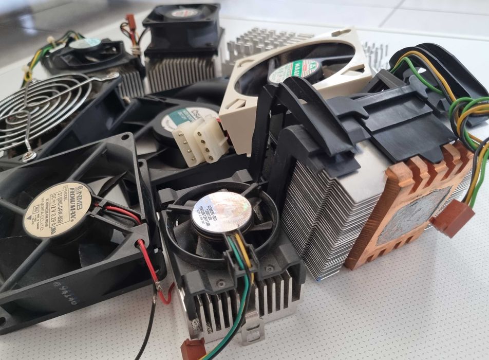 Dissipadores grandes e Coolers, para Processadores vintage