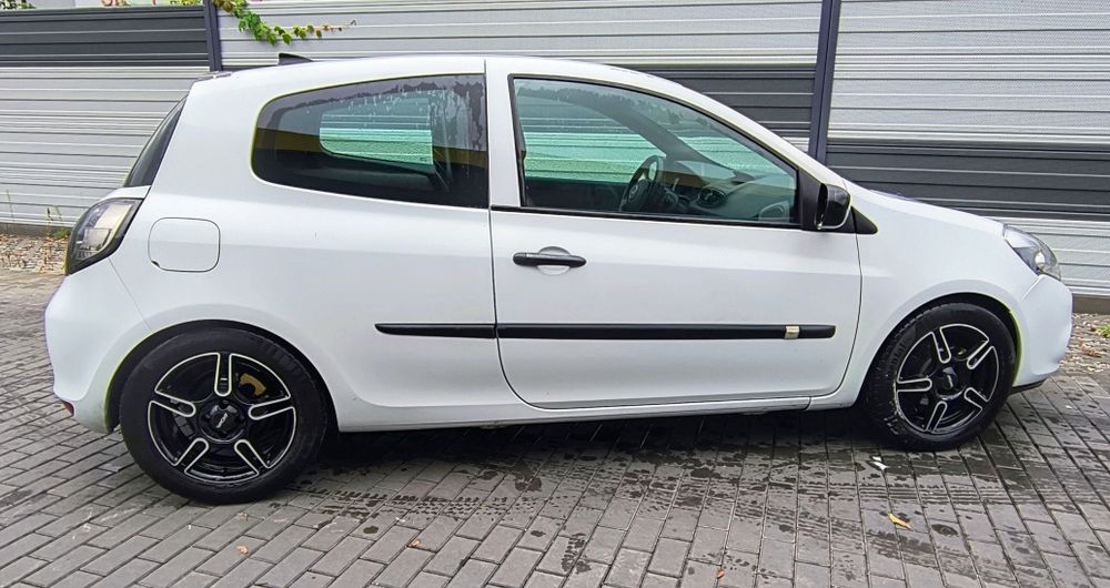 Renault clio 3 1.2 tce 150km