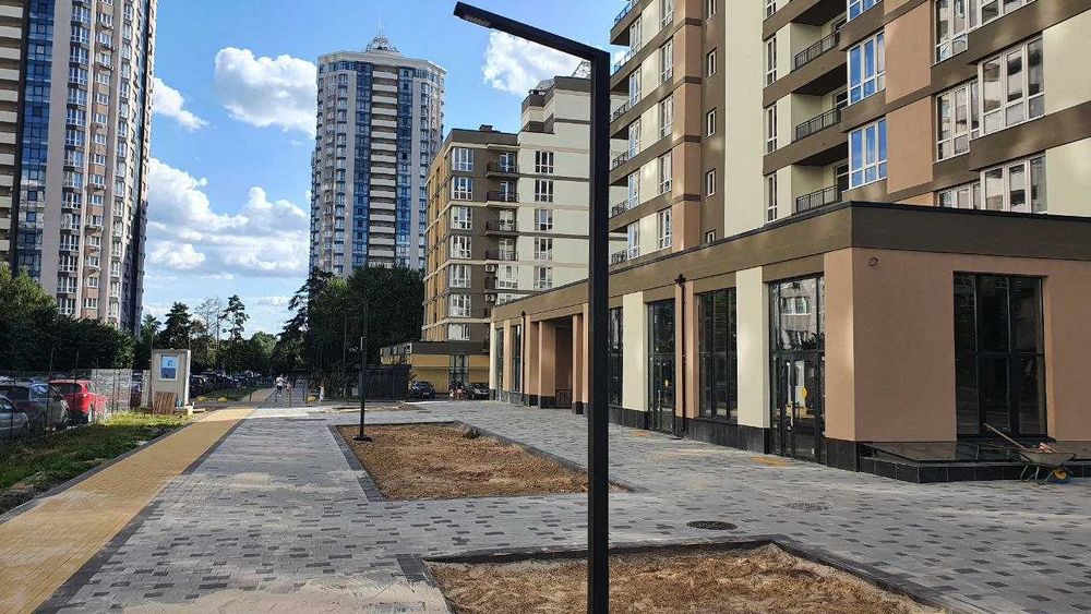 Оренда приміщення вільного призначення 302 м2 Бровари ЖК Крона Парк