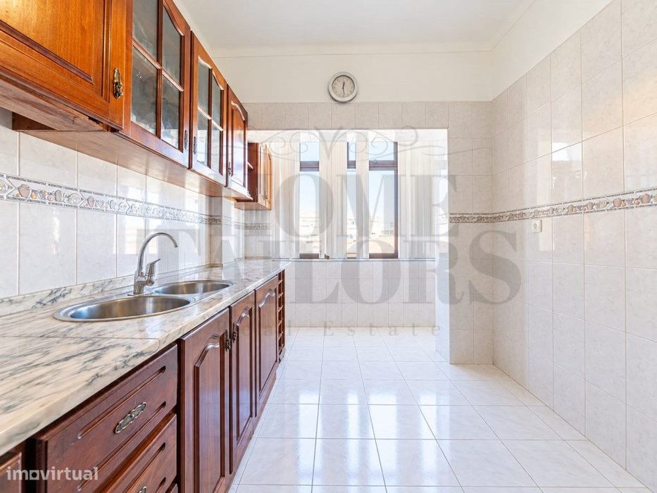 Apartamento de 3 assoalhadas no Alto do Seixalinho, Barreiro