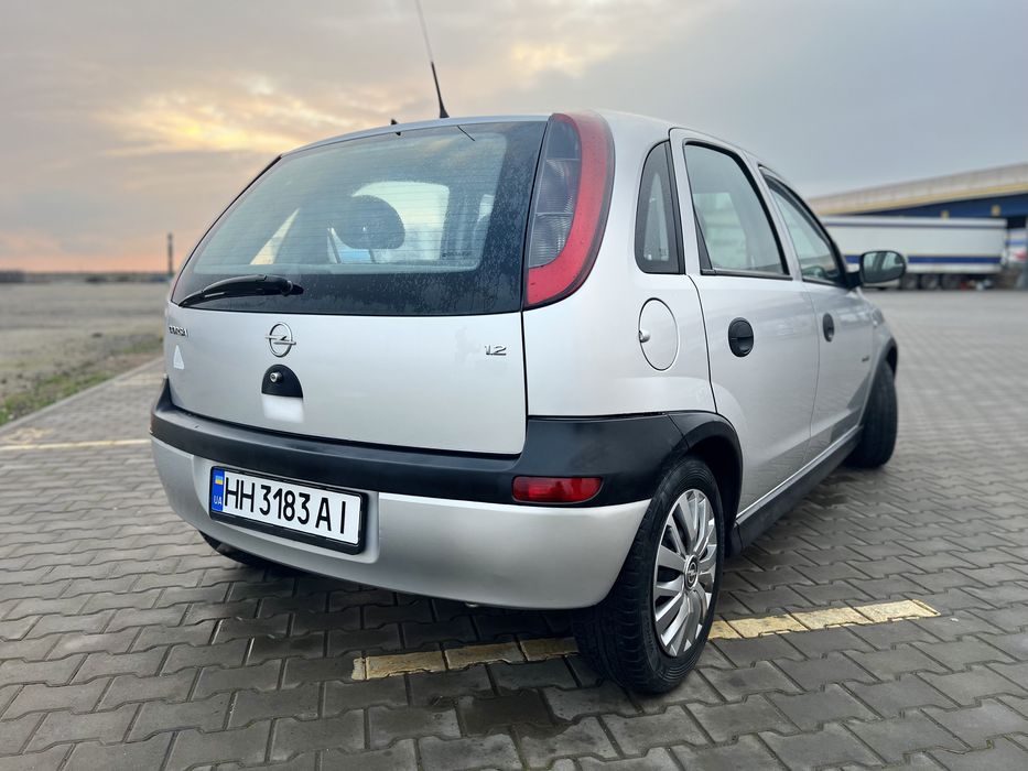 Продам Opel Corsa C 1.2МТ 2002