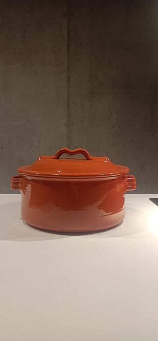 Tacho em barro vermelho n°26