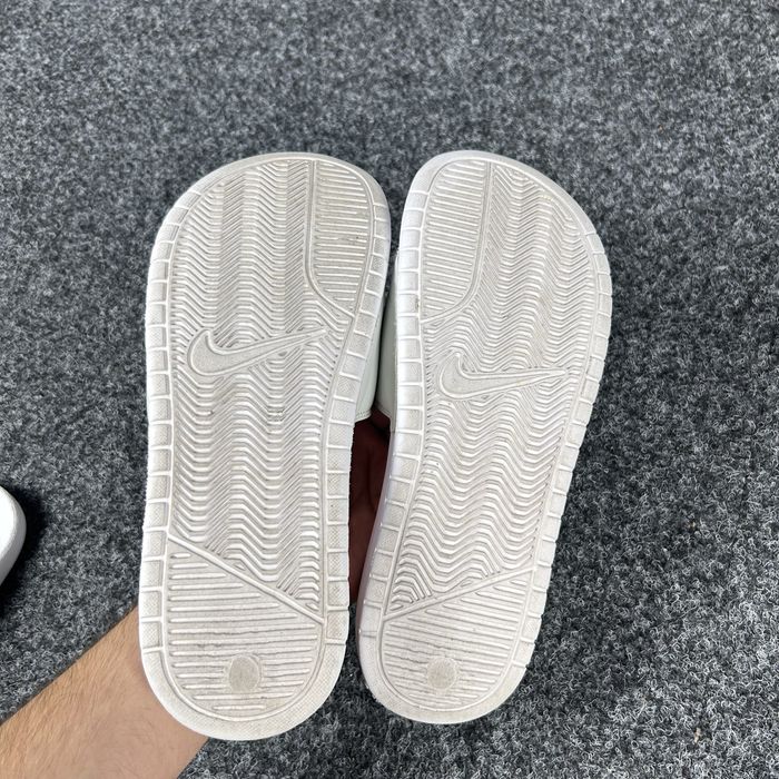 Тапки Nike шльопанці