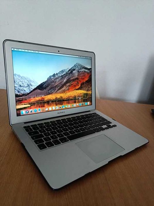 Vendo Portátil Apple MacBook air 2017 com caixa e carregador original
