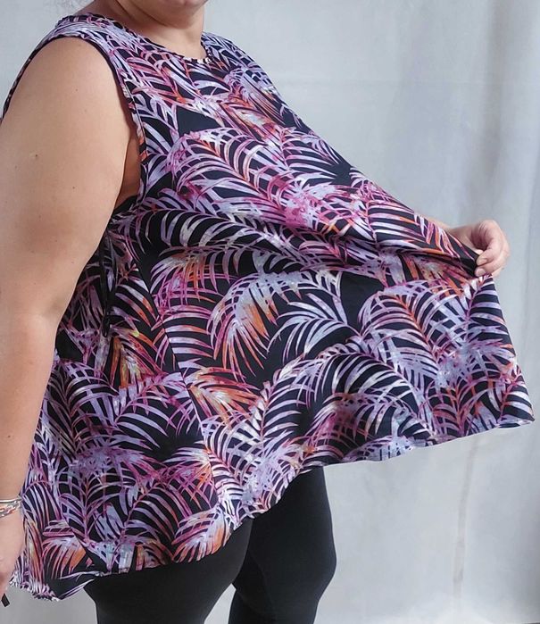 Koszulka tunika bluzka rozszerzana tuszująca 22/50 48 Koko by Koko