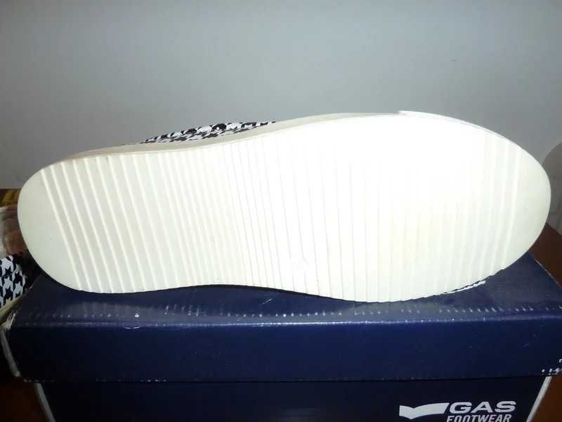 Sneakers novos dois tons senhora Gas 39 - SALDO