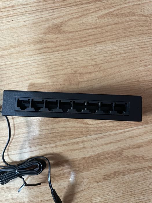 Switch 8 port Intellinet