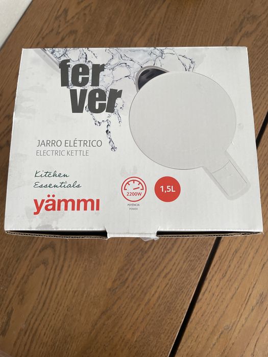 Chaleira eletrica Yammi