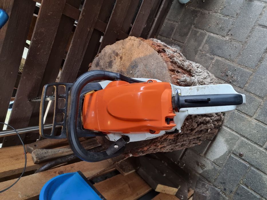 pilarka Stihl MS 271 o mocy 3,5 KM