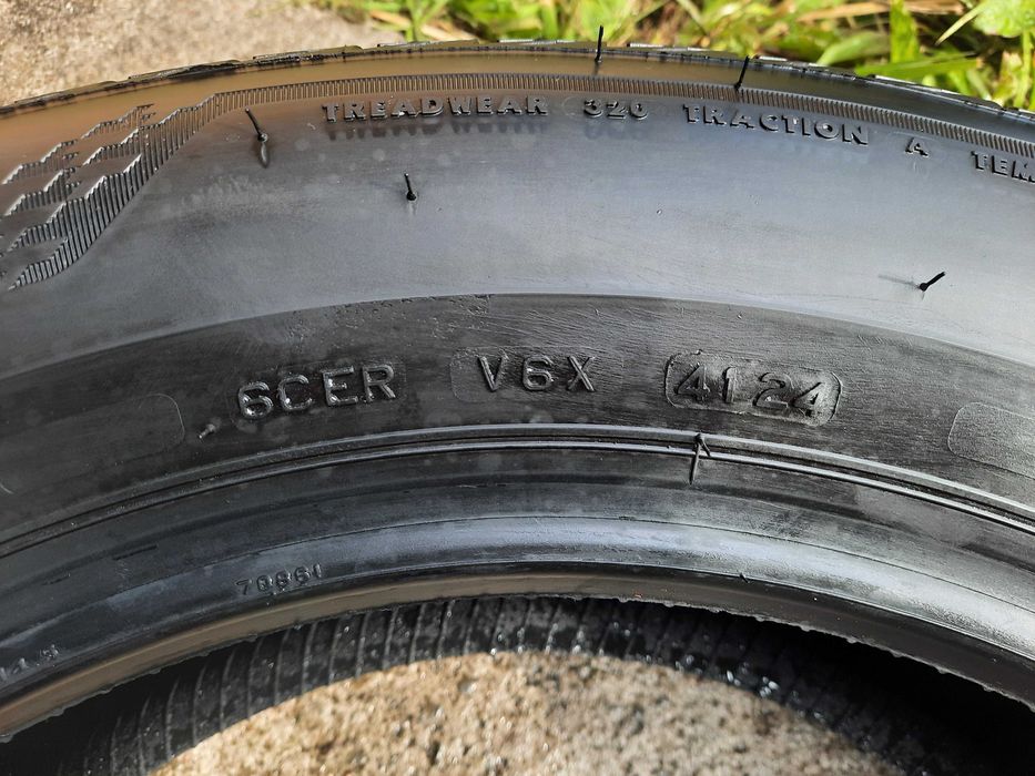 Opony letnie klasy premium BRIDGESTONE 215/60/17 NOWE DEMO 2024 r.